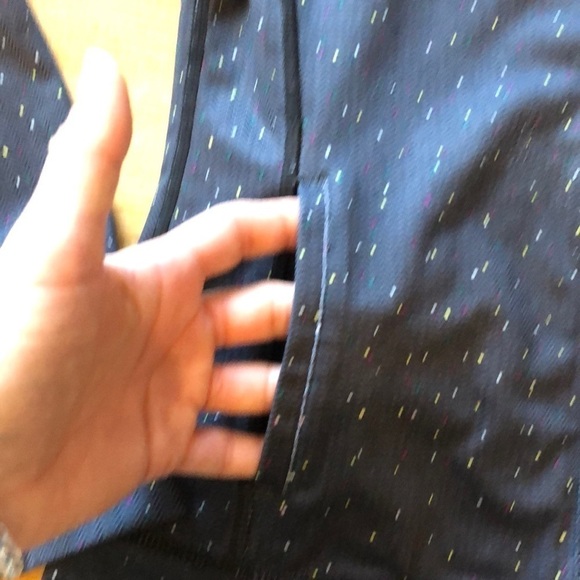 ZELLA Zip-up Jacket - Picture 3 of 8